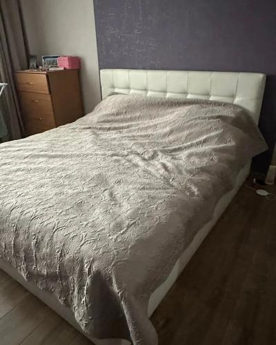 фото До Перетяжка изголовья кровати